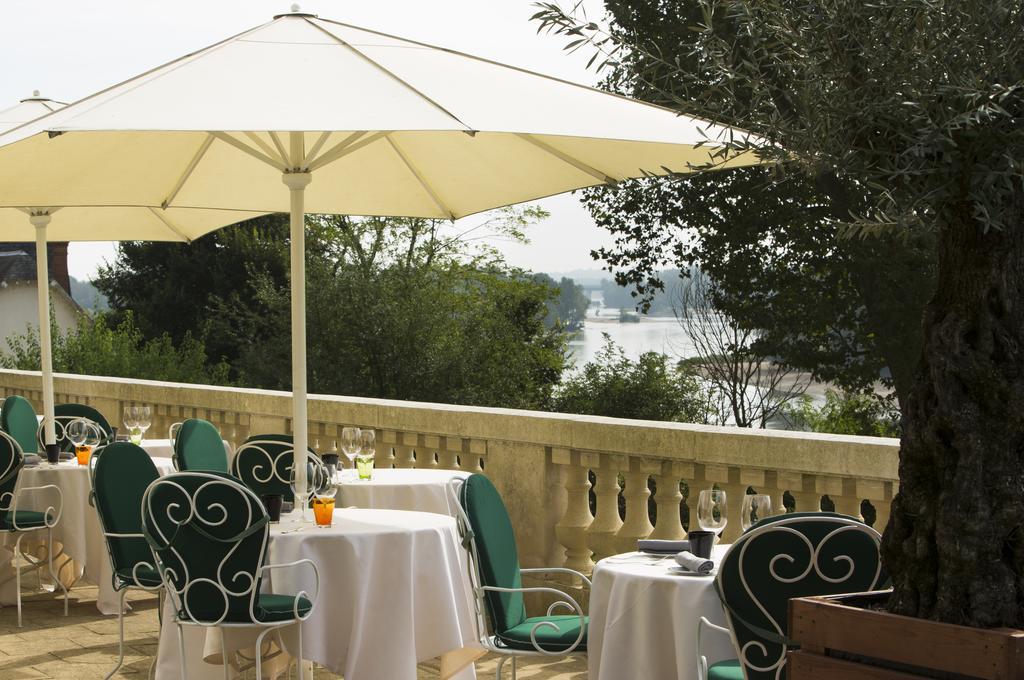 Hotel Les Hautes Roches Rochecorbon Exterior photo